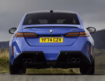 BMW M5 [UK-spec] (G90) '2024–pr.