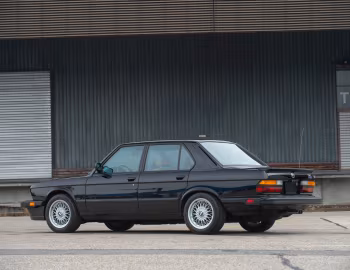 1988 BMW M5 [North America] (E28) '11.1986–11.1987