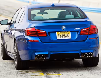 2013 BMW M5 [North America] (F10) '03.2012–07.2013