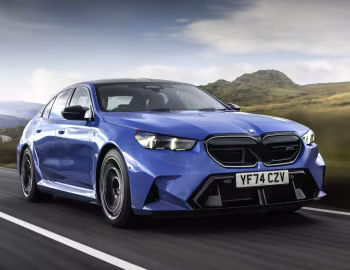 BMW M5 [UK-spec] (G90) '2024–pr.