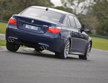BMW M5 [Australia] (E60) '03.2005–03.2007