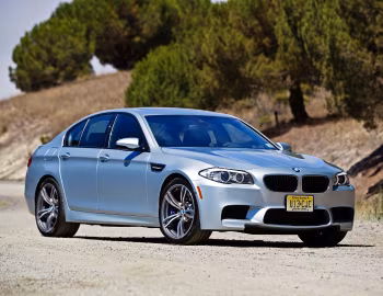 2013 BMW M5 [North America] (F10) '03.2012–07.2013