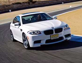 2013 BMW M5 [North America] (F10) '03.2012–07.2013