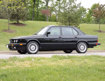 1988 BMW M5 [North America] (E28) '11.1986–11.1987