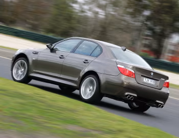 BMW M5 [Australia] (E60) '03.2005–03.2007