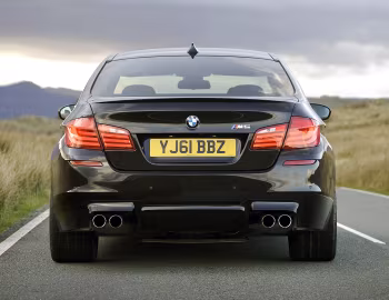 BMW M5 [UK-spec] (F10) '2011–13