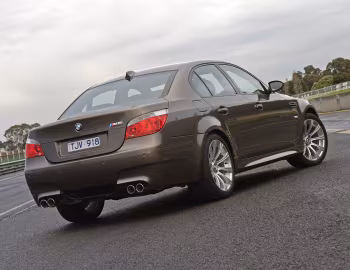 BMW M5 [Australia] (E60) '03.2005–03.2007