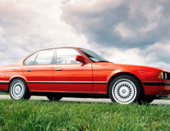 BMW M5 "Shadow Line" [Worldwide] (E34) '1989–92