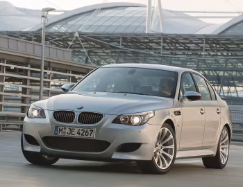 BMW M5 [Worldwide] (E60) '09.2004–03.2007