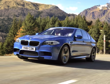 BMW M5 [UK-spec] (F10) '2011–13