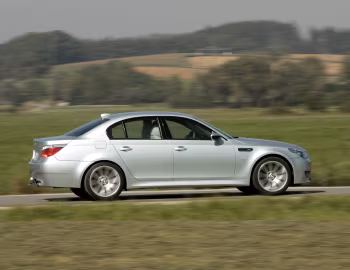 BMW M5 [Worldwide] (E60) '09.2004–03.2007