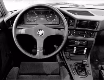 Panel frontal BMW M535i [EU-spec] (E28) '03.1985–05.1988