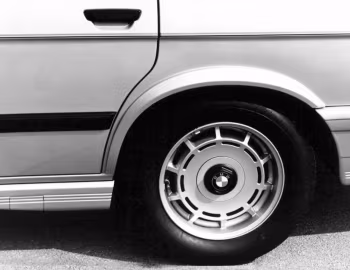 BMW M535i [EU-spec] (E28) '03.1985–05.1988