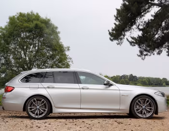 BMW M550d xDrive Touring [Worldwide] (F11) '02.2012–13