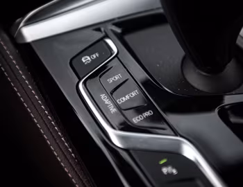 Intérieur 2018–20 BMW M550i xDrive Sedan [North America] (G30) '2017–20