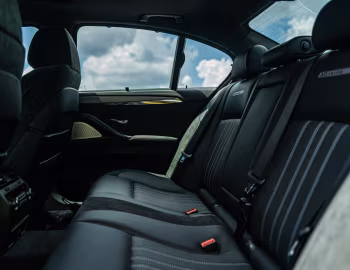 Intérieur 2015 BMW M5 "30 Jahre" [North America] (F10) '06–07.2014