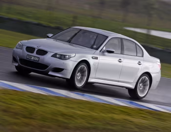BMW M5 [Australia] (E60) '03.2005–03.2007