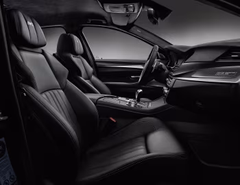 Інтэр'ер BMW M5 "Competition Edition" (F10) '09–10.2016