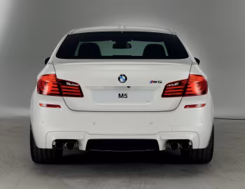 BMW M5 "Performance Edition" [UK-spec] (F10) '2012