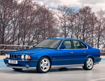 BMW M5 Sedan [UK-spec] (E34) '12.1991–05.1994