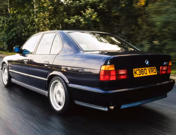 BMW M5 Sedan [UK-spec] (E34) '12.1991–05.1994