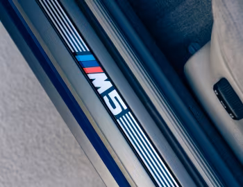 BMW M5 Sedan [UK-spec] (E34) '12.1991–05.1994