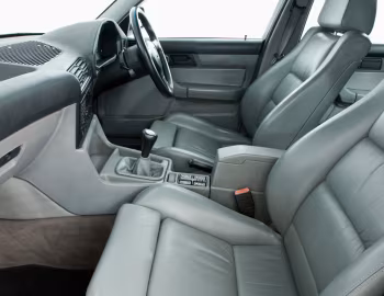 Інтэр'ер BMW M5 Sedan [UK-spec] (E34) '12.1991–05.1994