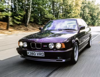 BMW M5 Sedan [UK-spec] (E34) '12.1991–05.1994