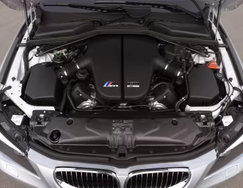 Bajo el capó BMW M5 Touring [Worldwide] (E61) '03.2007–04.2010