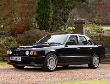 BMW M5 [UK-spec] (E34) '11.1989–11.1991