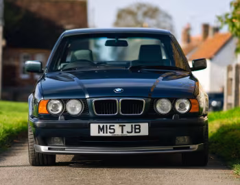 BMW M5 "UK Limited Edition" [UK-spec] (E34) '03–06.1995