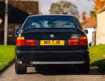 BMW M5 "UK Limited Edition" [UK-spec] (E34) '03–06.1995