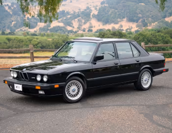 1988 BMW M5 [North America] (E28) '11.1986–11.1987