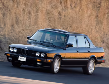 1988 BMW M5 [North America] (E28) '11.1986–11.1987