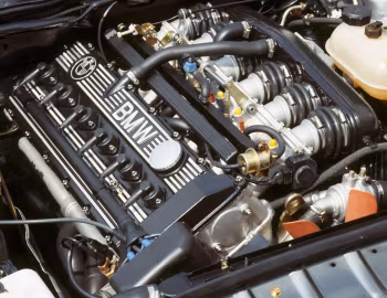 Bajo el capó BMW M635CSi [Worldwide] (E24) '02.1984–09.1988