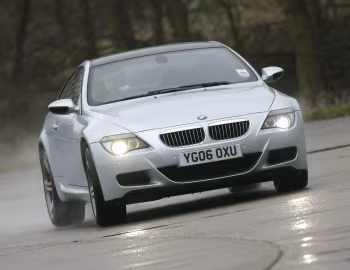 BMW M6 Coupe [UK-spec] (E63) '09.2005–06.2010