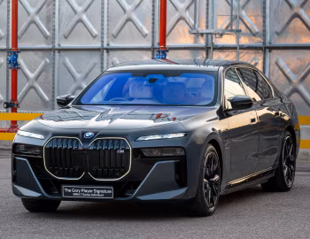 BMW M760e xDrive "Gary Player Signature" (G70) '10.2025