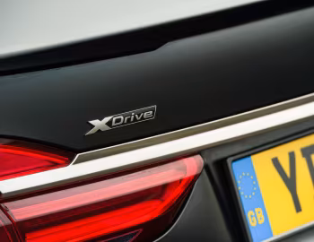 BMW M760Li xDrive [UK-spec] (G12) '2017–19