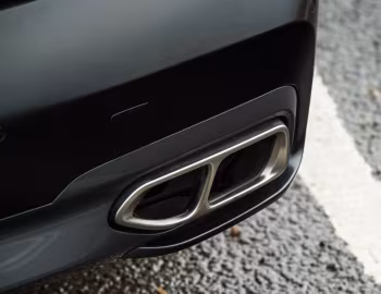 BMW M760Li xDrive [UK-spec] (G12) '2017–19