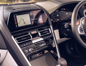 Interior BMW M8 Competition Cabrio [UK-spec] (F91) '2019–22