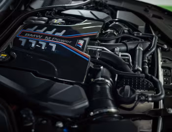 Bajo el capó BMW M8 Competition Coupé [Japan] (F92) '2020–22