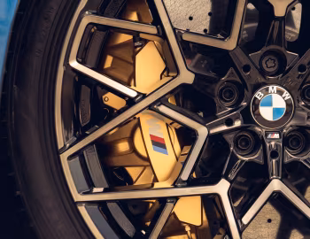 BMW M8 Competition Coupé [UK-spec] (F92) '2019–22