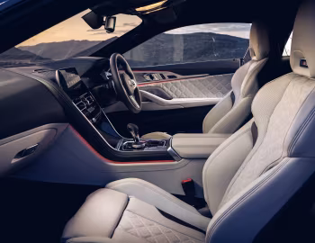Interior BMW M8 Competition Coupé [UK-spec] (F92) '2019–22