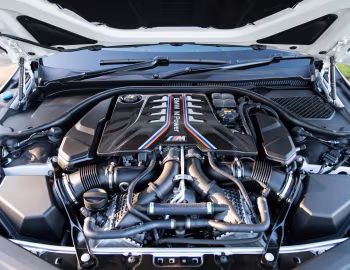 Bajo el capó BMW M8 Competition Gran Coupé [Australia] (F93) '2019–22
