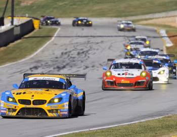 Turner Motorsport BMW Z4 GT3, NGT Motorsport Porsche 911 GT America