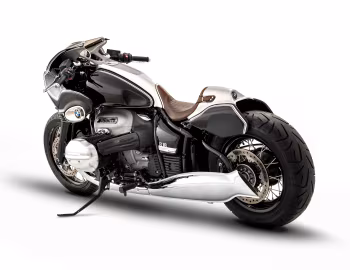 Blechmann R 18 by Bernhard Naumann '2020