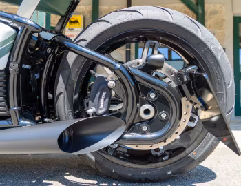 BMW R18 "The Speed Sister" von WOIDWERK '2025