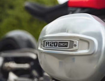 Sous la capuche BMW R20 Concept '05.2024