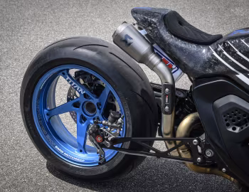BMW Motorrad BMW R 1300 R "TITAN" '2025