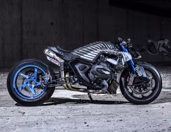 BMW Motorrad BMW R 1300 R "TITAN" '2025